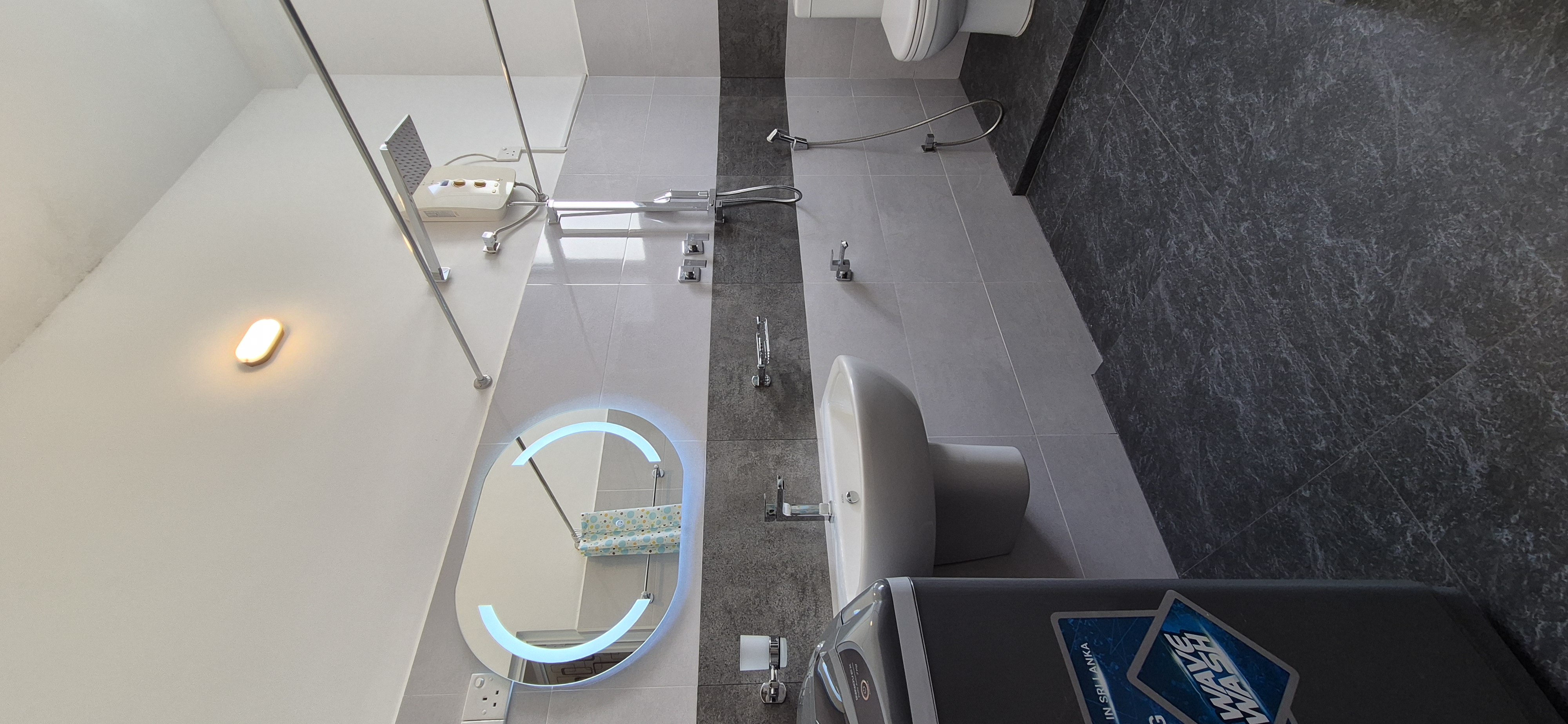 Modern Bathroom